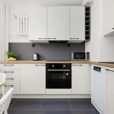 Bright Studio For 4 People In Warsaw By Noclegi Renters Eksteriør bilde