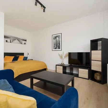 Bright Studio For 4 People In Warsaw By Noclegi Renters Eksteriør bilde